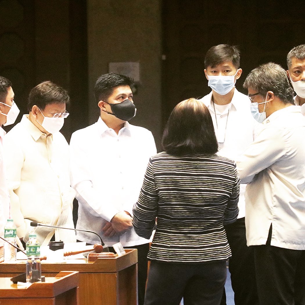 MikeDefensor's tweet image. With Congs Marcoleta, Alvarado, Yap, Remulla, Zarate and Castro. The essence of democracy is that we can debate and disagree but continue to respect one another and yield to the will of the majority. #demokrasya