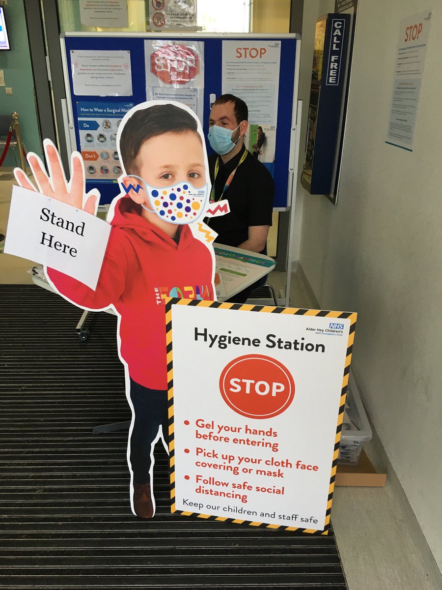 VolunteeringAH's tweet photo. If you have to come to @alderheyED be reassured there’s always a friendly face (if not 2 😉) to greet you, ask you to sanitise your hands &amp; to put on a face mask 😷 #KeepingEveryoneSafe #MaskUp #WashYourHands @TheForumAH https://t.co/ybU4tGQS3n
