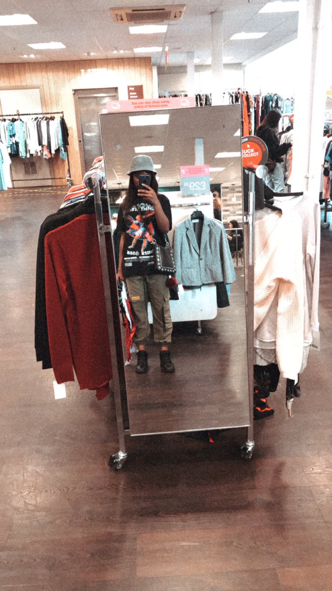 nenethedancer_'s tweet photo. Went out today 😏 https://t.co/7T3WEnqqA8