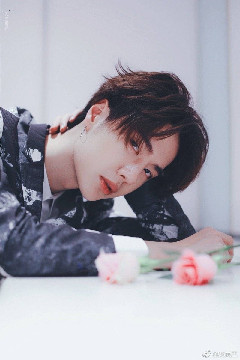 YizhanPics's tweet photo. #WangYibo #WangYibo王一博 #王一博 https://t.co/6lf83dpvzs