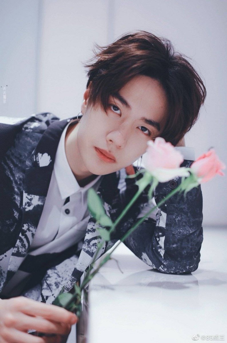 YizhanPics's tweet photo. #WangYibo #WangYibo王一博 #王一博 https://t.co/6lf83dpvzs