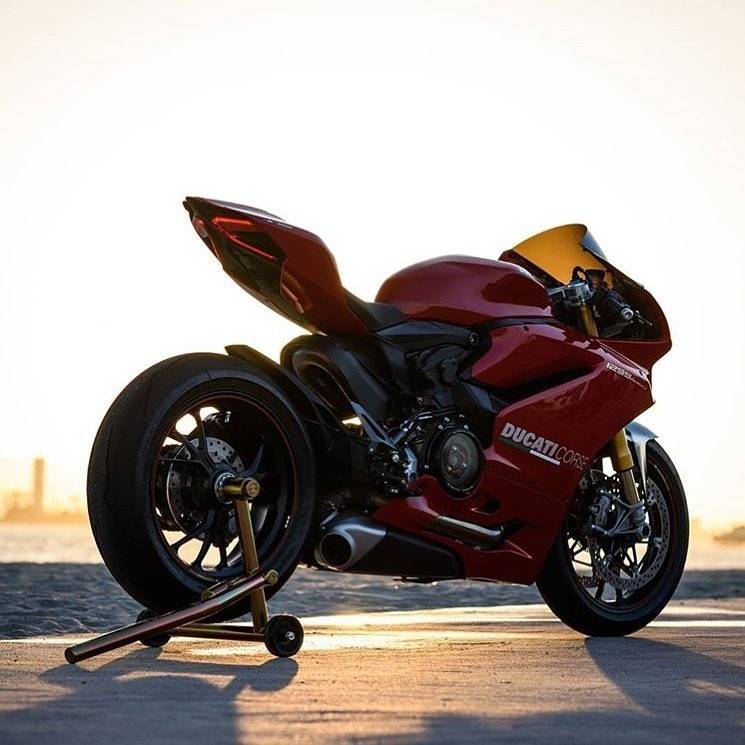 MoreMotorcycles's tweet photo. Ducati 1299 Panigale https://t.co/Yyc6jWpLvP