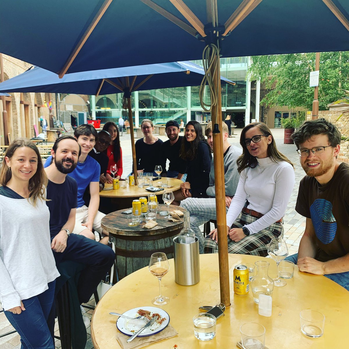 Vertical_Future's tweet photo. Staff lunch welcoming the new joiners to the team at @thetapasroom in Deptford. The team has grown from 5 to 27 in the last year, so if that’s anything to go by, there will be many more to come!
#minicrops #team #growth #lunch #verticalfarming #technology #future #cities #food https://t.co/fd35OaxvFr