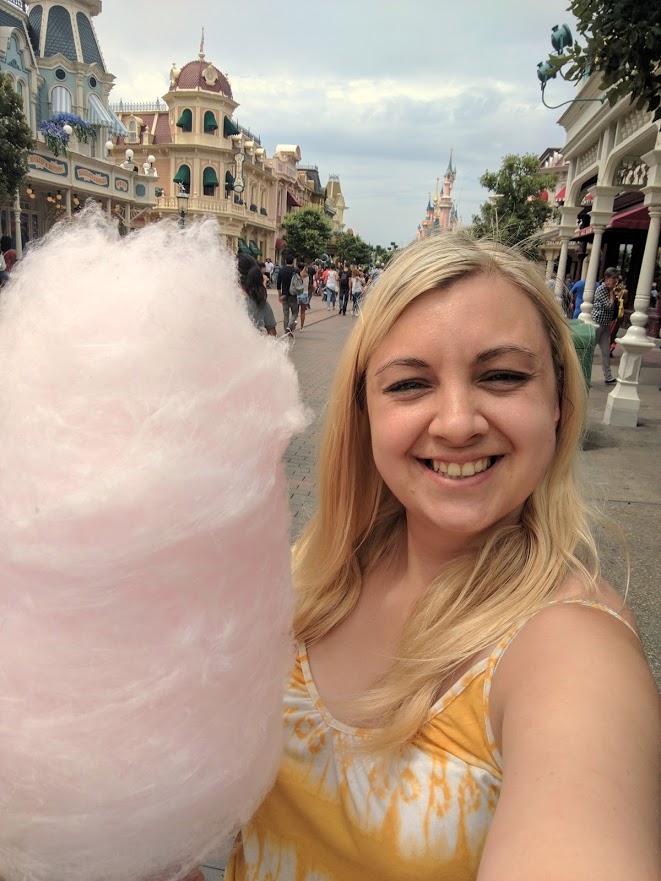 EmilyLTrinkets's tweet photo. The diet went well on my last trip to Disneyland!😂🍬

#Disneyland #SleepingBeauty #Kingdom #DisneyWorld #CandyChallange #etsyshop https://t.co/ttTRxgWrov