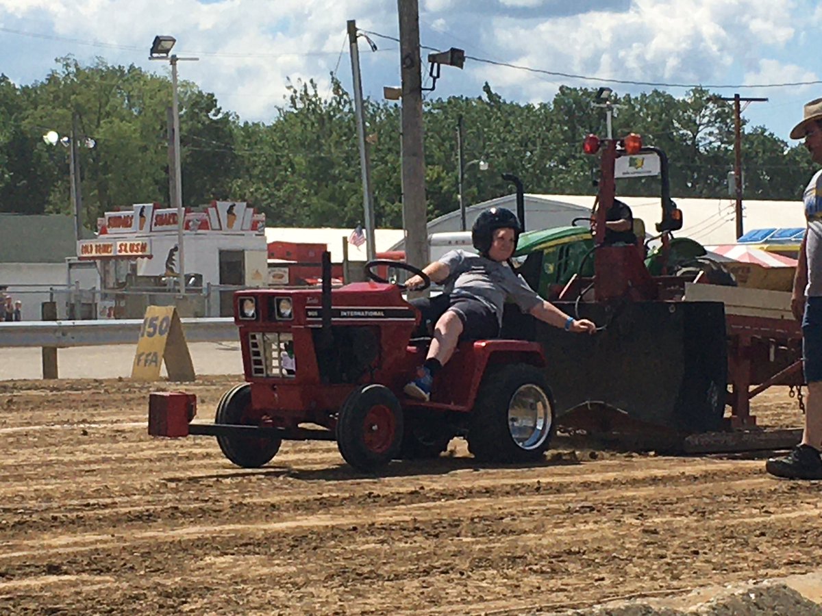loveofpulling's tweet photo. Clinton County Fair Wilmington Ohio https://t.co/OLJz72xCYQ