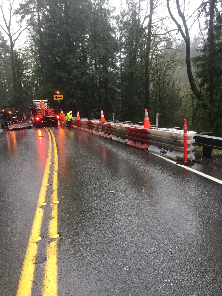 Thread by kcroads King County Road Services closed NE Novelty Hill