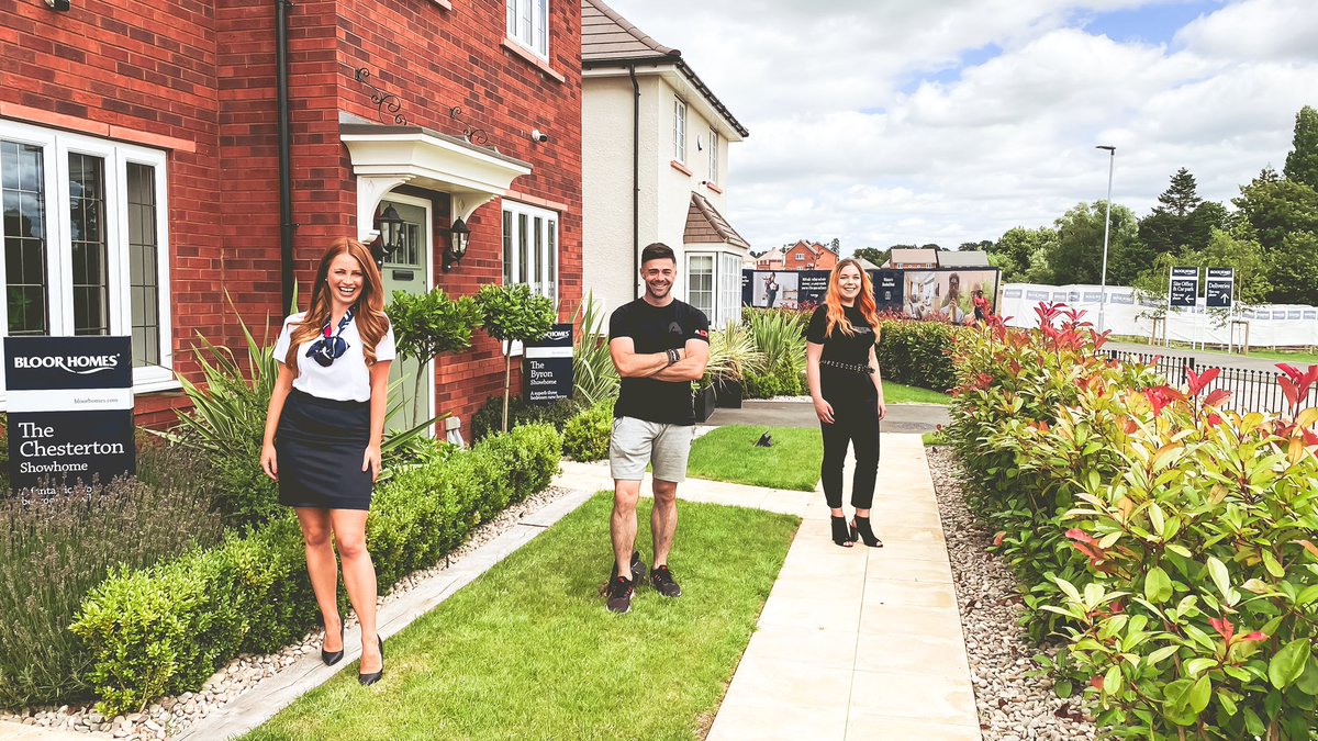 derbyphotos's tweet photo. A productive and fun day filming in Hereford with our very good clients Bloor Homes. Here are our social distancing team photos ππ»
.
#letsavit #teameork #property #filmphotography #hereford #bloorhomes #avitmedia #film #locationlocationlocation #homes #media https://t.co/aqEdjhOdx9