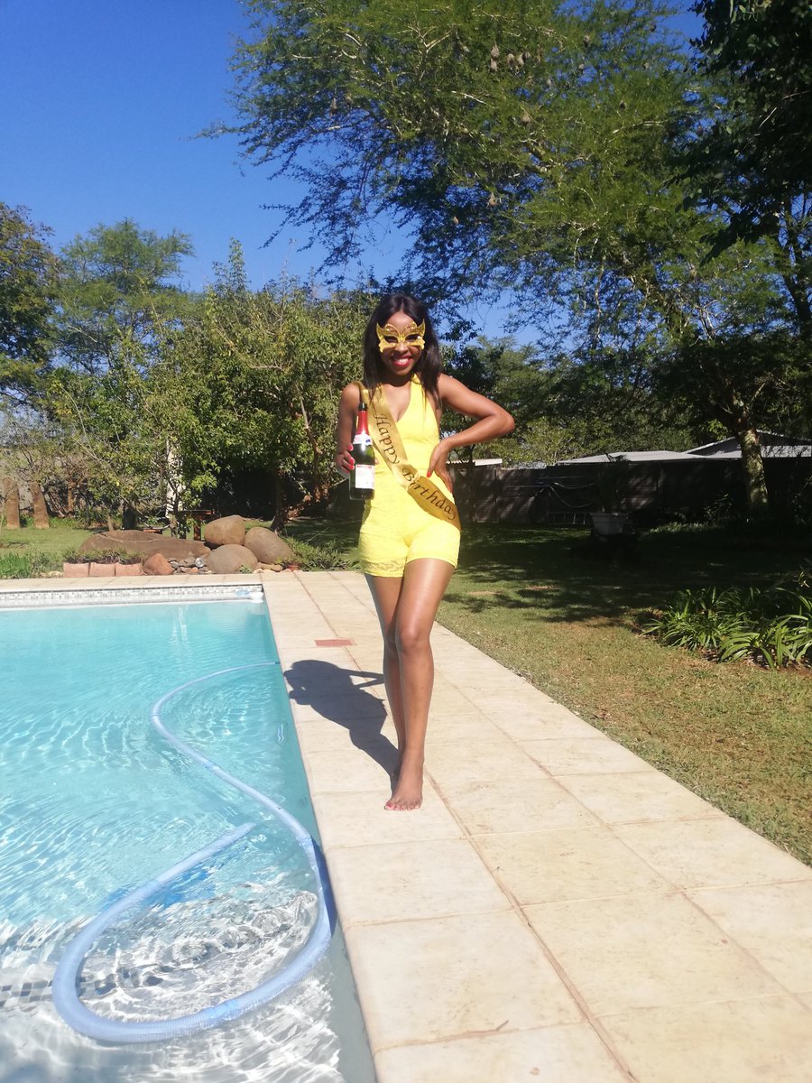 siyanda61's tweet photo. I looked absolutely stunning on my birthday thank you Mr price😍😍#mrprice https://t.co/LPZCNHa5W5
