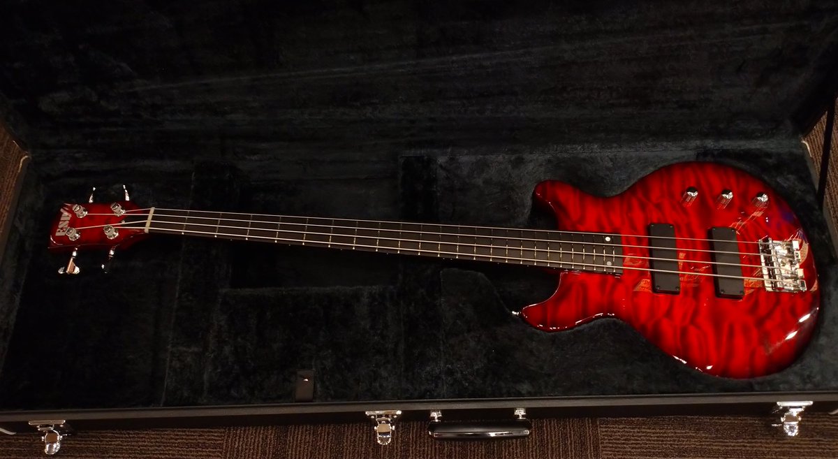 382NHK's tweet photo. ESP J-TVB-V -Fire Red-
I was so lucky to get the last one.
My New Gear. 

@esptechhouse 
@ESPGuitarsJP 
@bbsendai https://t.co/9U2BNe5u8Z