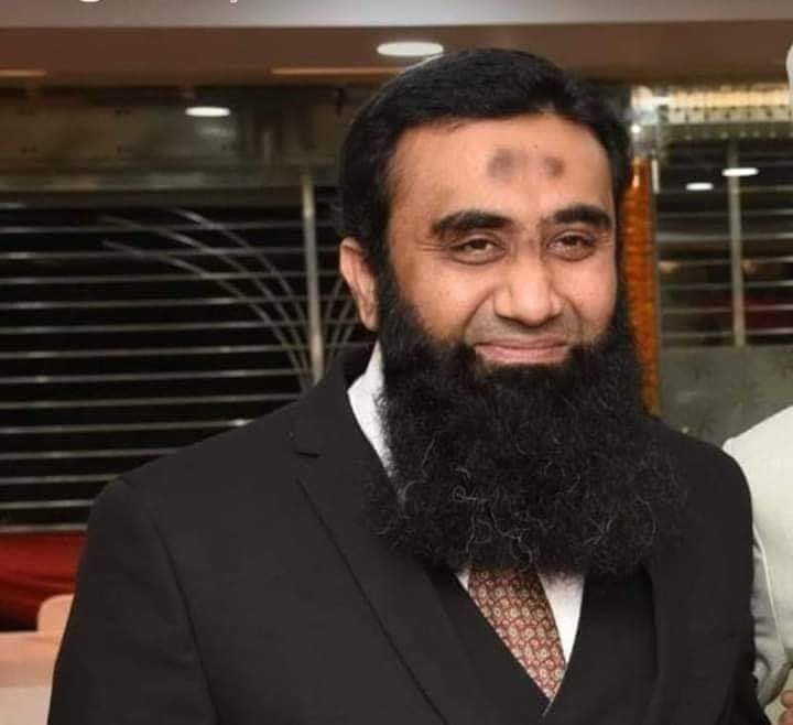 MuslimsVoiceInd's tweet photo. A best child specialist doctor Azizuddin today died due to covid -19 in PGI. #CoronaMartyr https://t.co/PqruJYnUkO