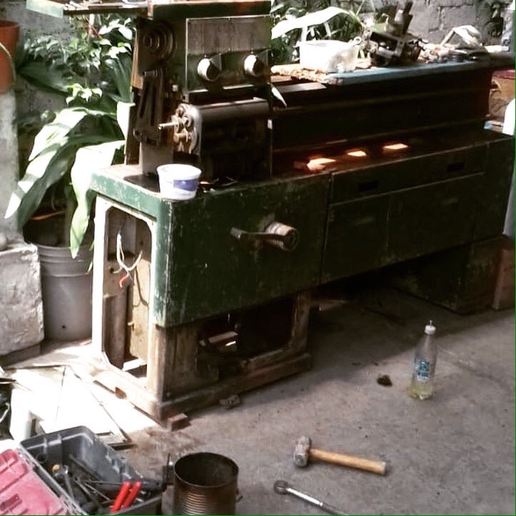 mic_industrial's tweet photo. Restoration of Lathe. #MIC 🇲🇽#MantenimientoIndustrial #Torno #Lathe #MecánicaIndustrial https://t.co/HFkus736FM