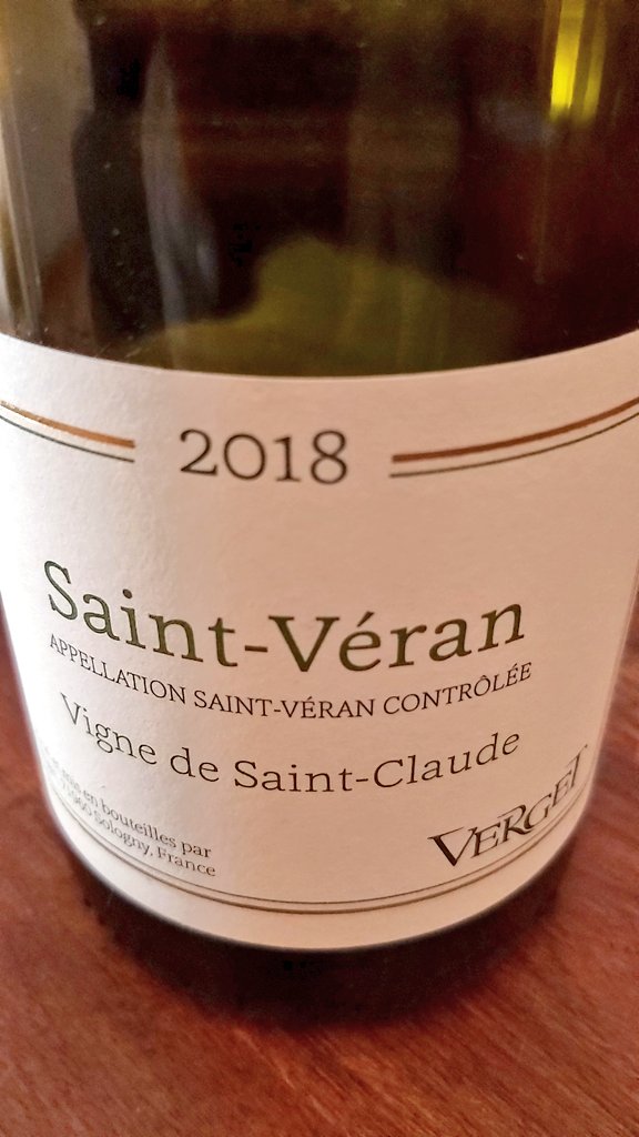 mariocanora's tweet photo. Sólo os digo una cosa, comprad mientras podáis.
La mano de #Guffens es alargada.
No es #Mâcon todo lo que reluce. La Chardonnay belga de la Borgoña 🇨🇵 https://t.co/jdLDXrLONo