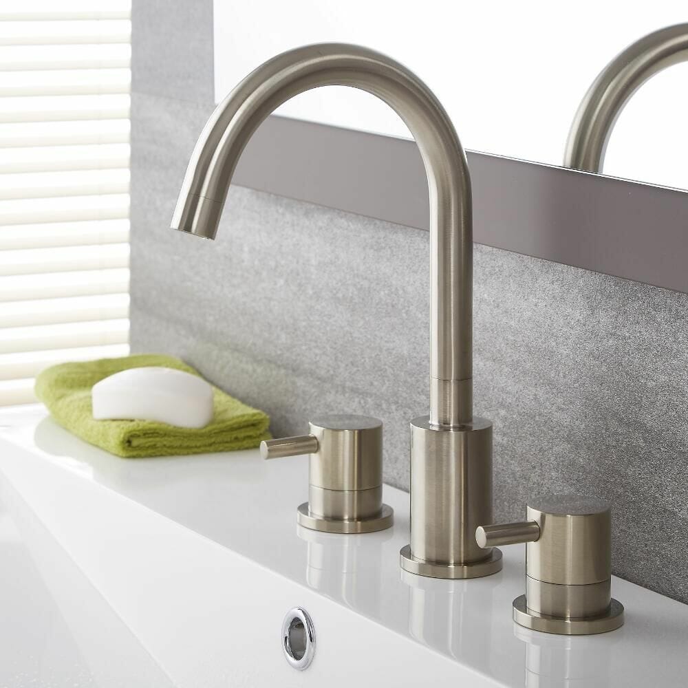 HudsonReedUS's tweet photo. The Ultimate Guide to Faucets >>> https://t.co/tDRmAudiFG https://t.co/3trf78NNit