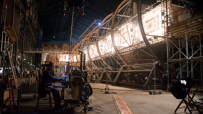 The rotating set for the fight sequence could turn 360 degrees and looked like this. It was constructed in an airplane hangar.