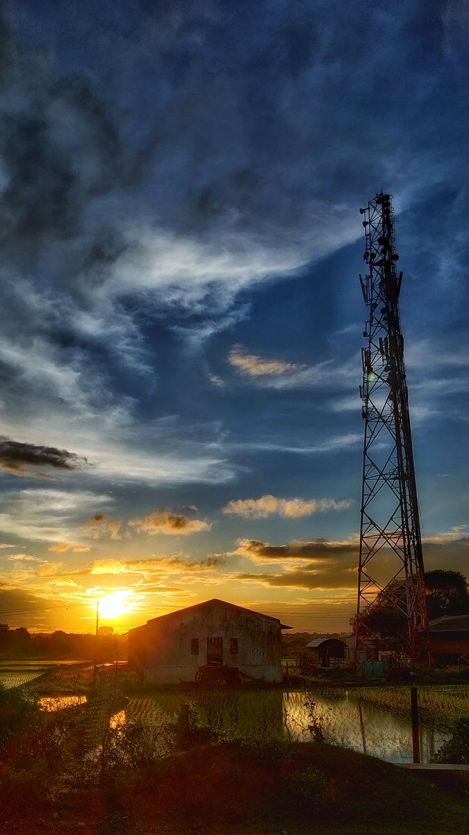 prasanthinturi's tweet photo. Agriculture + Technology
#ShotonOnePlus #agriculture #technology #Inturi https://t.co/xbJ8w9le5w