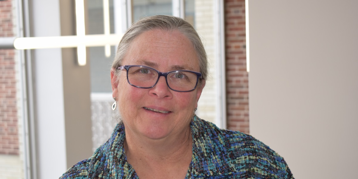 WSU_Social_Work's tweet photo. Once Neva Nahan dipped her toes in the world of research, she never looked back. Learn how Neva used research to #EmpowerSocialChangeInDetroit for over 40 years. #AlwaysWayneState #WarriorStrong #MyWSUStory https://t.co/hpeDBygmHZ https://t.co/mv5HRszrv7