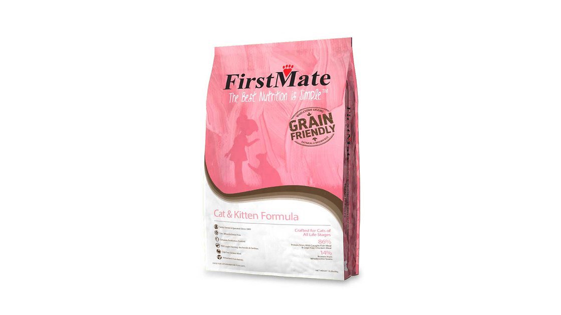 ProvetaNutriti1's tweet photo. We are now carrying FirstMate! 
•Dog grain friendly chicken 
•Cat &amp; Kitten grain friendly 
This line is family owned &amp; operated and made in Canada 🐾🇨🇦 https://t.co/wLdzeb1Nzi