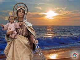 Hoy celebramos esta hermosa liturgia de Ntra. Sra del Carmen; le pedimos a ella que interceda  por cada uno de nosotros en especial a quienes están bajo su custodia: especialmente a los cuerpos policiales de nuestra nación, choferes, marineros, comunidades religiosas y parroquias