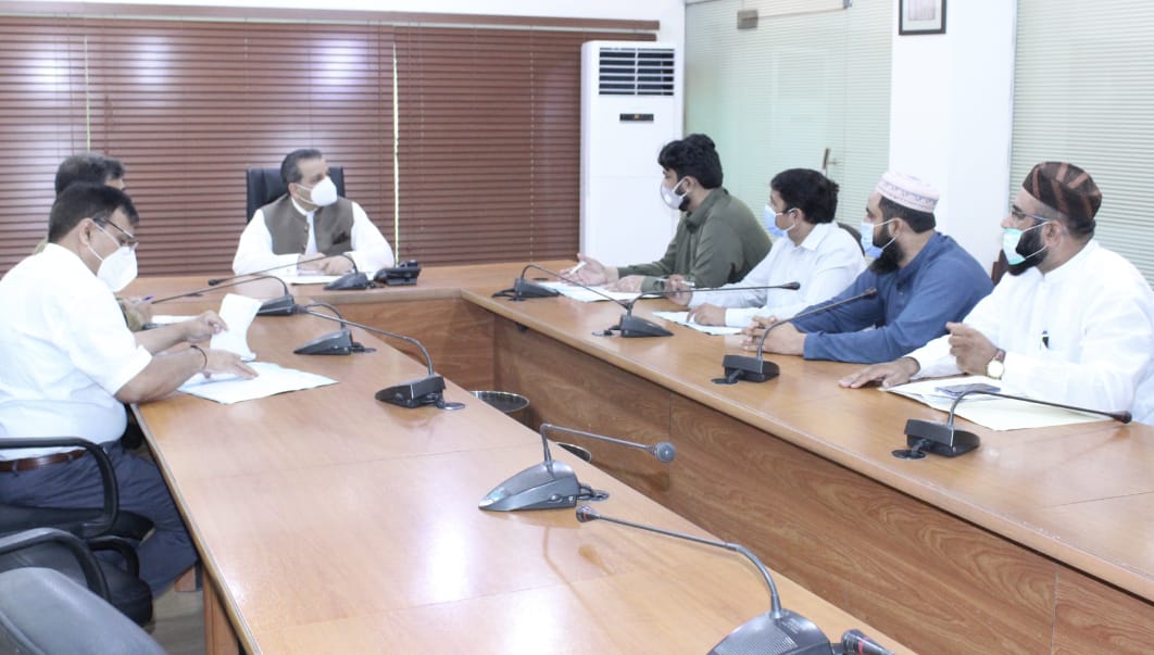 PACT_Punjab2019's tweet photo. پنجاب گورنمنٹ سکولز ایسوسی ایشن آف کمپیوٹر ٹیچرز (پیکٹ)، پنجاب کی وزیر تعلیم پنجاب ڈاکٹر مراد راس صاحب سے صوبائی صدر پیکٹ پنجاب کاشف شہزاد چودھری کی قیادت میں میٹنگ
@ImranKhanPTI @UsmanAKBuzdar @DrMuradPTI @SchoolEduPunjab @Kausarcsp 
#PACTPUNJAB
#ComputerTeachers
#TeacherUnion https://t.co/xVgFxwU7PQ