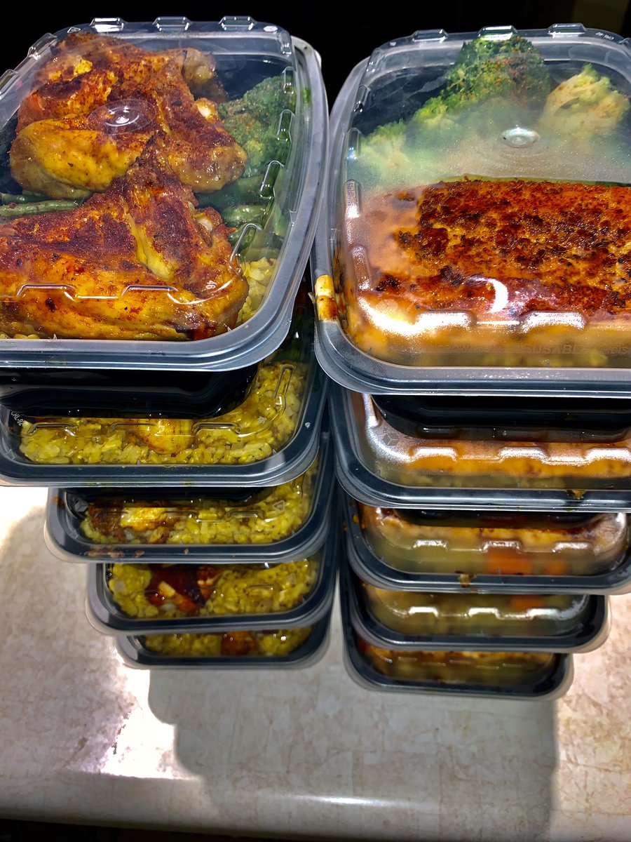 fryinmekrazy's tweet photo. HEALTHY DOESN’T HAVE TO BE BORING MY MEAL PREP I DID FOR A CLIENT @SHAQ @SteveHarveyFM @MasterPMiller
#BlackLivesMatter #fryinmekrazy #BlackOwned #fryinmekrazyrecipe #letsgetkrazy #HEALTHYDOESNTHAVETOBEBORING https://t.co/gX5BwVpDtW