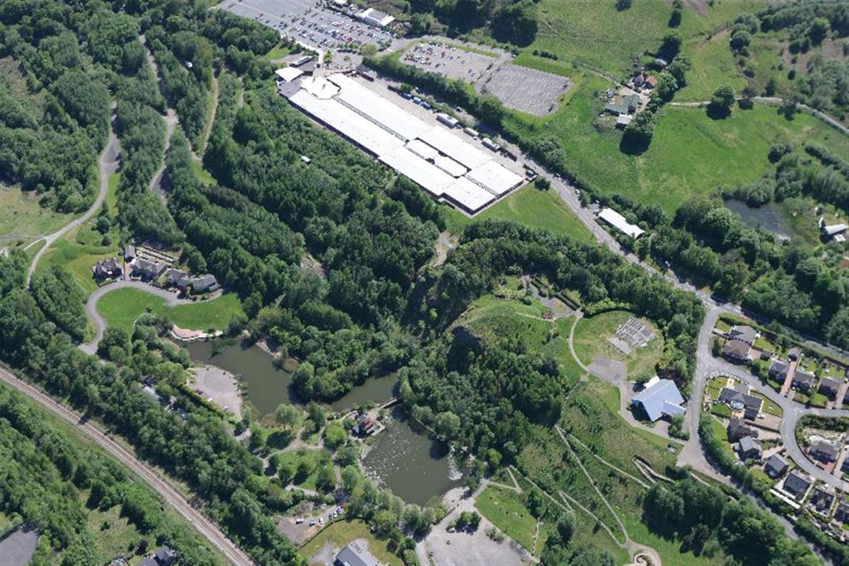 The Garden Festival site is still identifiable today, but barely any of the original infrastructure remains.The lakes at the lower part of the site are the most obvious relic, while the upper end of the funicular is now a retail park.