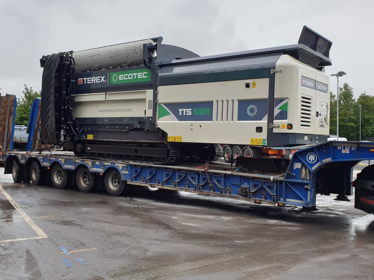 TerexEcotec's tweet photo. Our prototype TTS 518T loaded up and leaving the factory to begin testing onsite #New #Trommel #Screening #TTS518 #Ecotec https://t.co/HRZlJ72mCm