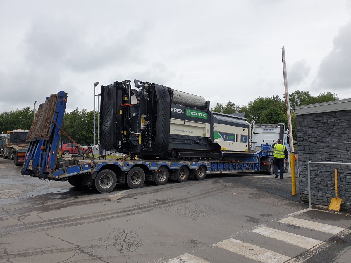 Our prototype TTS 518T loaded up and leaving the factory to begin testing onsite #New #Trommel #Screening #TTS518 #Ecotec
