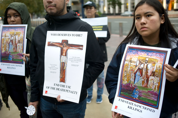 americamag's tweet photo. Sister Helen Prejean: Stop the federal killings
https://t.co/u984Tcbcdp @helenprejean https://t.co/yFfyKMwe0P