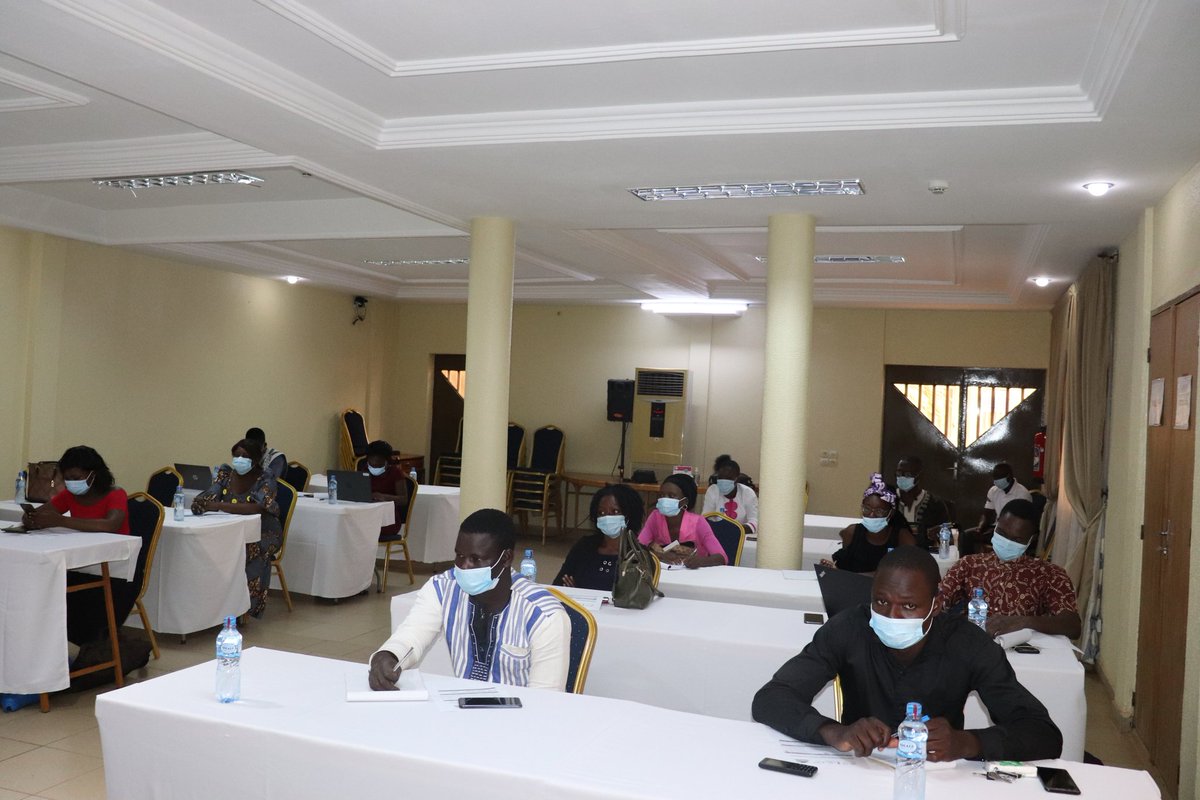 SOSJD_asso's tweet photo. The consortium SOS JD, GT/SR, CERA-FP, @cgd_burkina have equipped young people to use the common framework, which is a tool for monitoring indicators, contraceptive commodity expenditures and comparative analysis of data over several years
@pai_org @Hewlett_Found @reinelydia https://t.co/fLasc26jj4