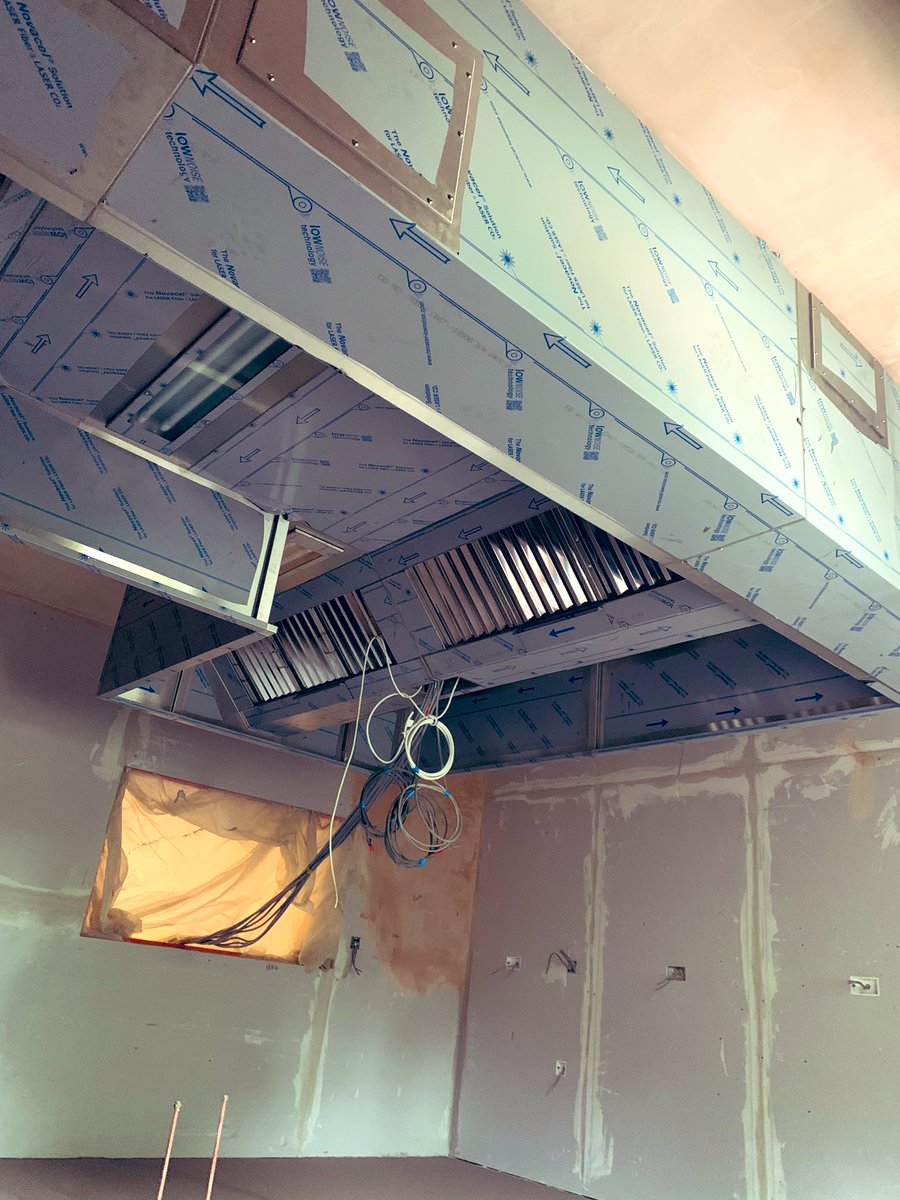 Prois6's tweet image. Work well and truly underway @FarlamHall , full kitchen design and refit starting with a brand new canopy and extraction by @LeighTec , more updates in due course 👀 #whatlockdown #kitchendesign #commercialkitchen