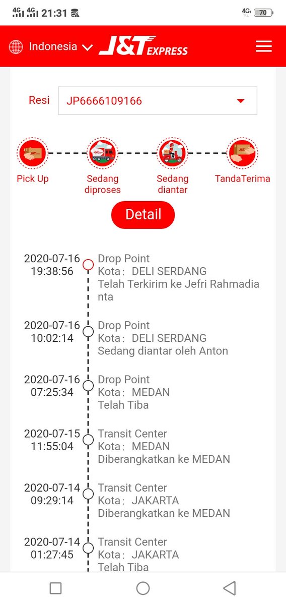 Dindaari's tweet photo. @jntexpressid Sama sekali blm ada terima paket tp d status tracking uda d terima. Gmna ini jnt??? Lagian knp pket saya d drop d deli serdang. Kn biasa d belawan trus k titipapan https://t.co/wUW2XS4zWq