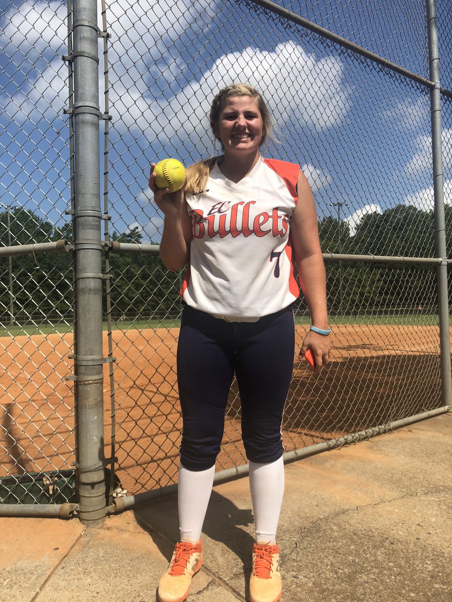 ECBULLETS04's tweet photo. Kip Heggood is on fire today. 3 run bomb!!💣 Keep it going!! @kip_heggood @ECBulletsBackes https://t.co/5fFQGqX1P8
