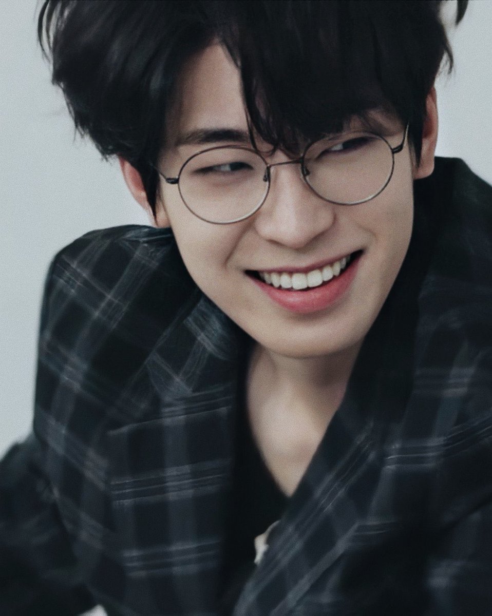 17CARATS_INA's tweet photo. Caratdeul.. buat yang mau ucapin ulang tahun ke Wonwoo bisa pakai hastag dibawah ini yaa :
#여름밤_별빛같은_원우야_생일축하해 
#MyYouthWONWOOday
#Happy_Wonwoo_Day

jangan lupa tetep mention @pledis_17 biar tetep stay di Billboard Social 50. https://t.co/dgvhT4yqJd