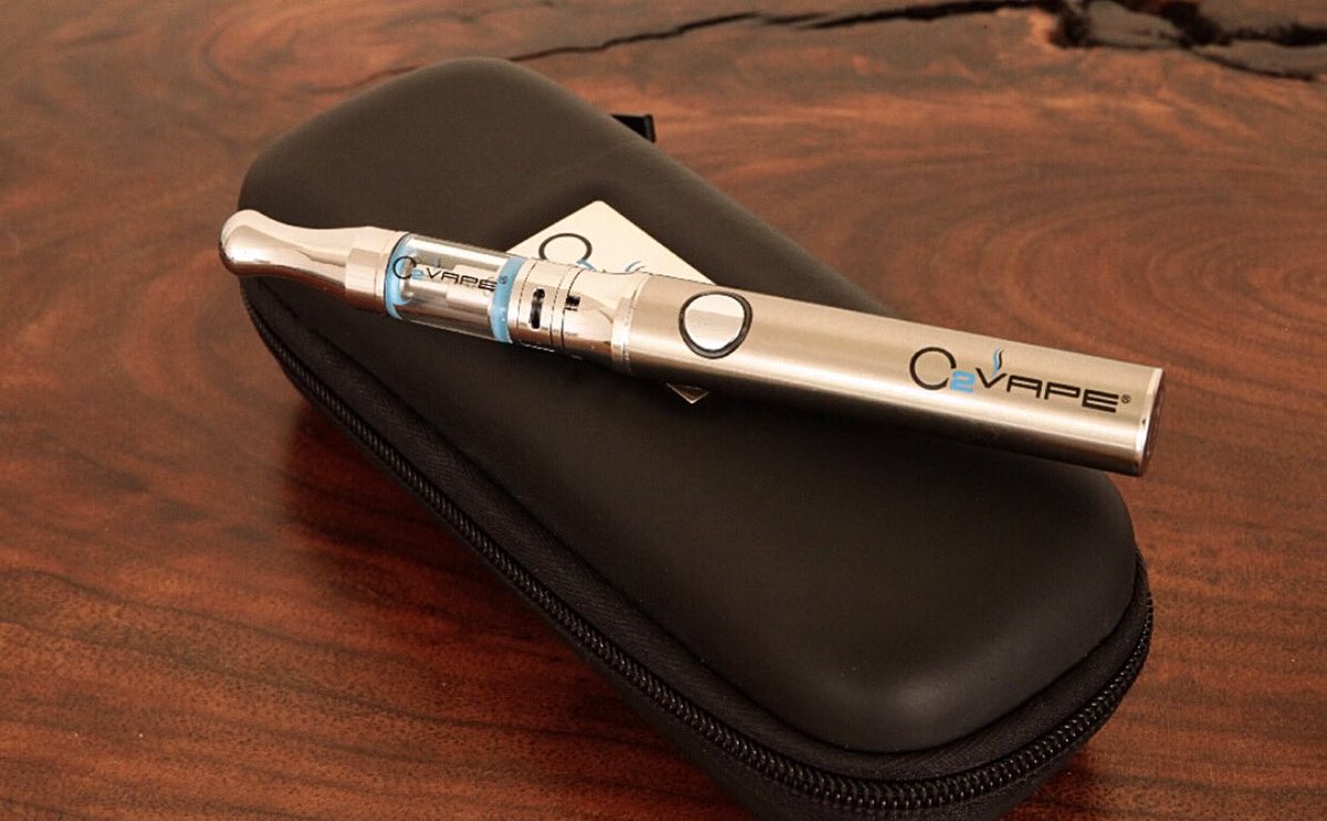 Get ready for the ultimate #vapekit, featuring the 3.7 XL battery. The increased capacity means less frequent charging and the vari flow cart means you can dial in your hit.

Accept NO imitations.
O2vape.com 
#vape #vapepen #vapemod #vapetricks