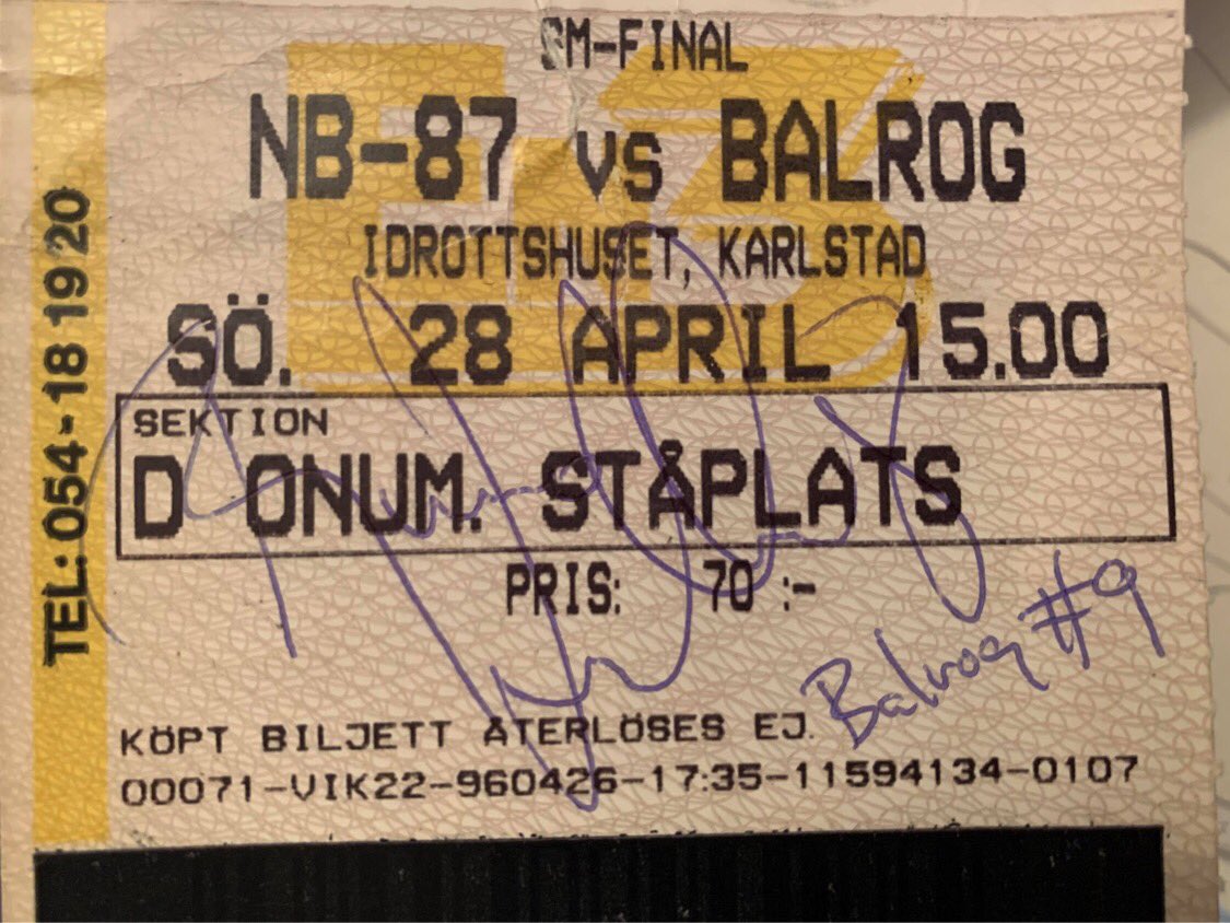brunolundberg's tweet photo. #TBT Kanske en av de mest klassiska Balrog-memorabilia som finns dĂ€r ute.. đ€·ââïžđđ€Ł
#NB87 #Balrog #Oilers #Floorball #Innebandy #SMFinal #WayBack https://t.co/64x72HXLL2