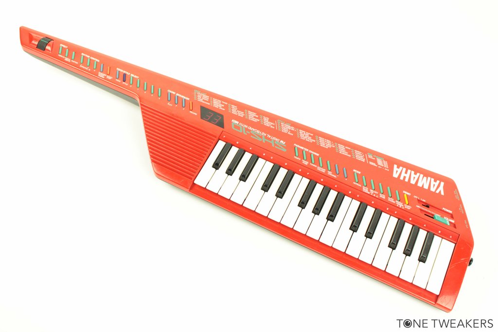ShyGal_Lilly's tweet photo. I'm saving up for a Yamaha SHS-10R with Midi #YAMAHA #keytar #midi #shs10 https://t.co/7RZo6kLCA6