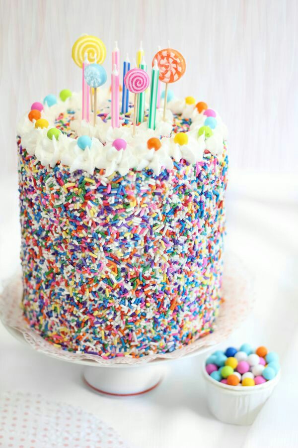 Hobi as BIRTHDAY cake: 