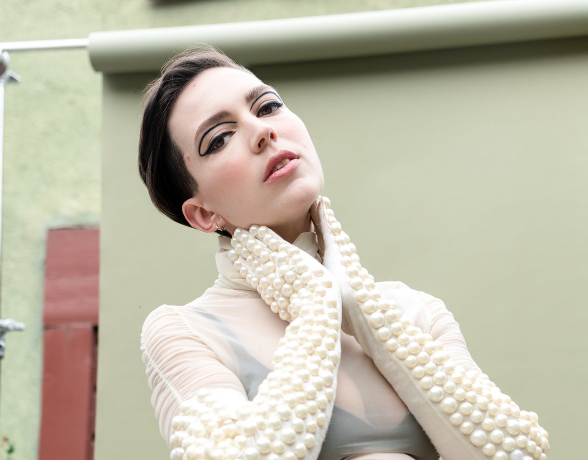 WildKatUS's tweet photo. Wonderful, honest, in-depth, thoughtful interview with @DrumandLace on #15Questions with Lara Cory! https://t.co/J0uYFQM8Wv https://t.co/PQb6KpRYSc