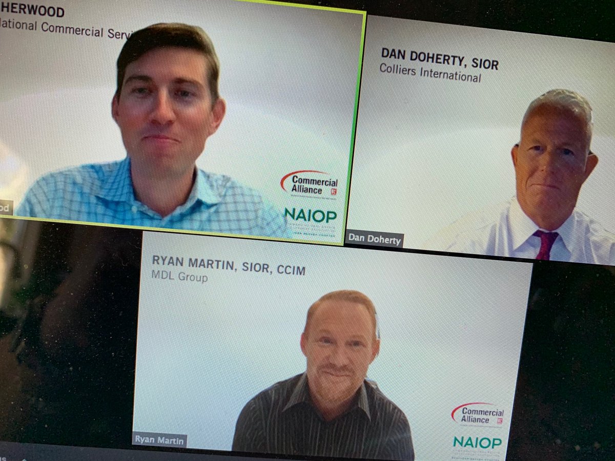CREDASNV's tweet photo. Our distinguished panel of brokers including Dan Doherty @LVIndustrialDIG and Ryan Martin, @MDLGroup and moderator Owen Sherwood, Fidelity National Commercial Services, providing insight into local industrial and office markets. Thanks for your expertise. #CRE #SNVCRE  #NAIOPSNV https://t.co/IkL34EMt7Z
