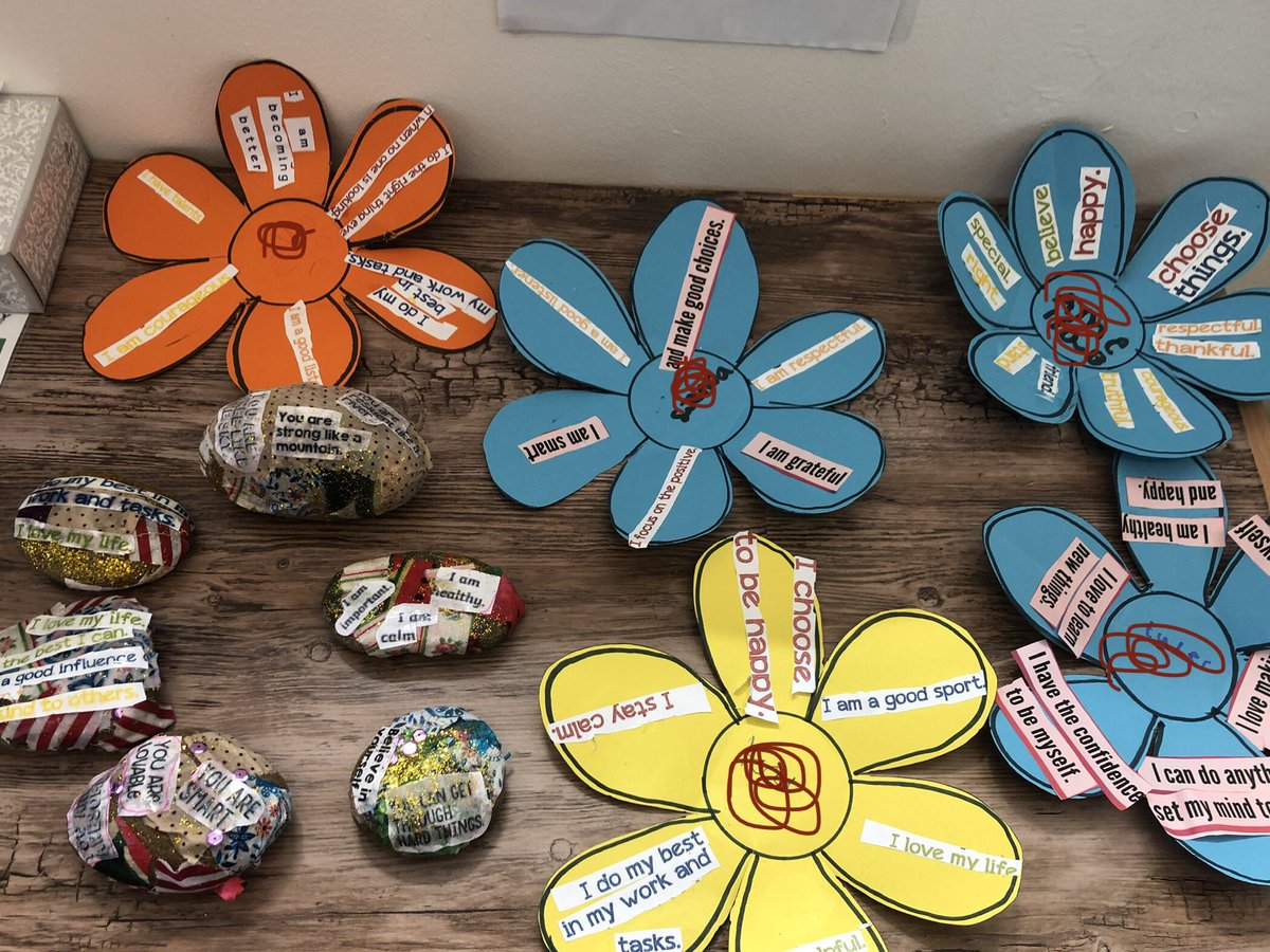 BealeLB's tweet photo. @Phip_Primary Affirmation stones and positive petals in today’s workshop with Lilac Bubble 🌈 https://t.co/MeGP8Igy5q