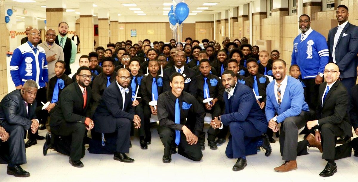 pbs_1914's tweet photo. Join us Saturday to honor our Sigma Beta Club seniors. Over $15K in scholarships will be awarded to these amazing student leaders! Keynote speaker: @CoreyPeters91 of the Arizona Cardinals. Link to attend event: https://t.co/3CFQU1fmkn

#SBCShoutOut2020
#SBC1950 
#MentoringWorks https://t.co/2PxSeSWpTD
