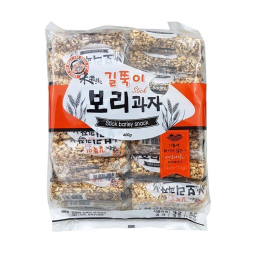 chaen_the_land's tweet photo. [이채연 잇템 나눔 RT 이벤트]

채연이의 브이라이브를 보고 오신 분이라면 모두 안다는 이채연 잇템!
챈더랜드 티슈와 과자를 나눔합니다🤤

상품 : 첨부된 사진 속 과자 및 챈더랜드 티슈
방법 : 이벤트트윗 RT + 계정 팔로우
기간 : 토요일(7/18) 낮 채연시

많이 참여해주세요❤️

#Dear_이채연 https://t.co/Mr83uLmGdn