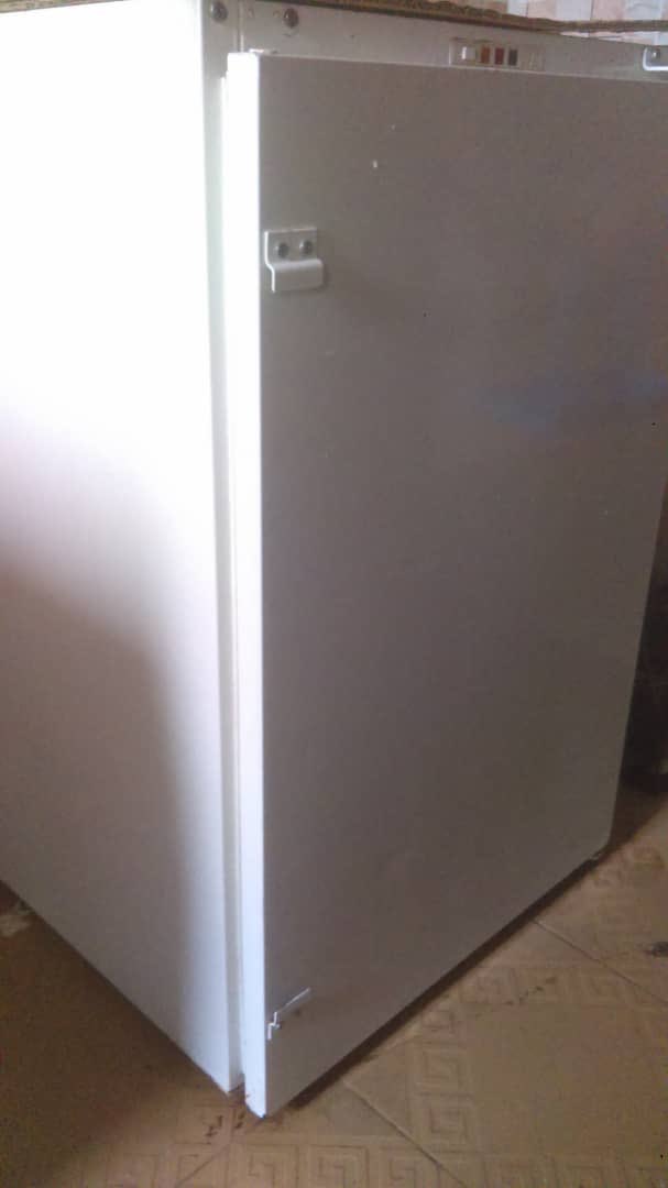 declutter_ng's tweet photo. Item Description: Standing freezer

Selling at: 40,000

Condition: Pre-owned (fast freeze and working perfectly)

Location: Awoyaya, Ibeju-Lekki

_________
Please send a DM if you want to order this item.

#DeclutterNG https://t.co/3ifiYE94dU