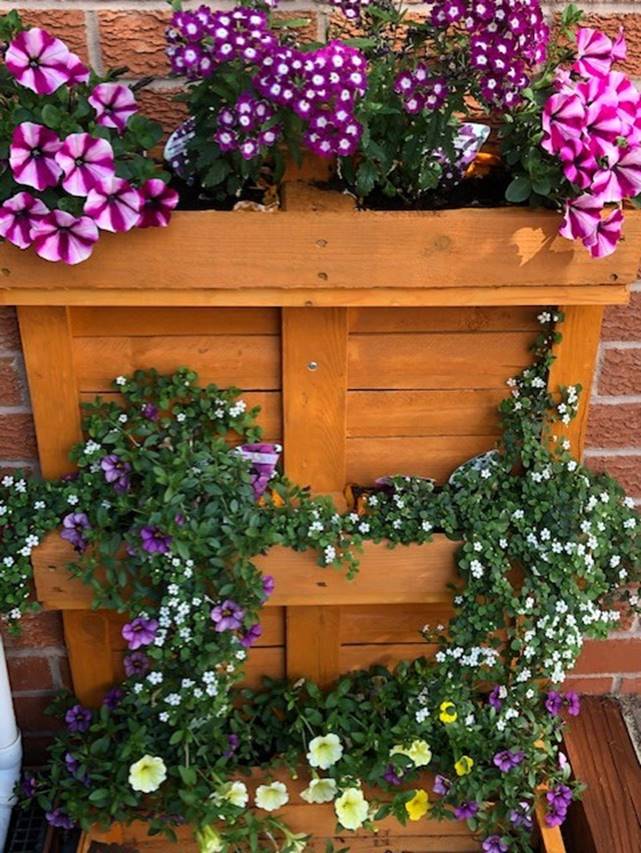 One of our students made this wonderful flower arrangement (with a bit of help from his Dad!!)