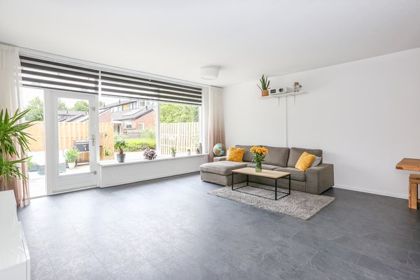lamberinkfrl's tweet photo. Wil jij mooi #wonen in #Leeuwarden? Deze ruime #hoekwoning aan het #Lenteklokje heeft lekker veel lichtinval, 2 slaapkamers + werk/studeerkamer én een achtertuin op het zuiden! Enthousiast geworden? Bel dan even voor een bezichtiging! > https://t.co/eoTNsCEt7O https://t.co/5FgVjQuPMN
