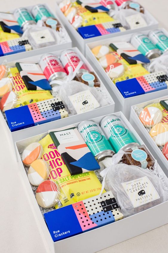 StephanieBotto2's tweet photo. CORPORATE EVENT GIFTS!!!!
Bright corporate conference welcome boxes custom designed for a tech company. 
#corporategifts #professionalgifts #eventmanagement #eventdecor #thegrand1401 #fresno #clovis https://t.co/NywEJwAngZ