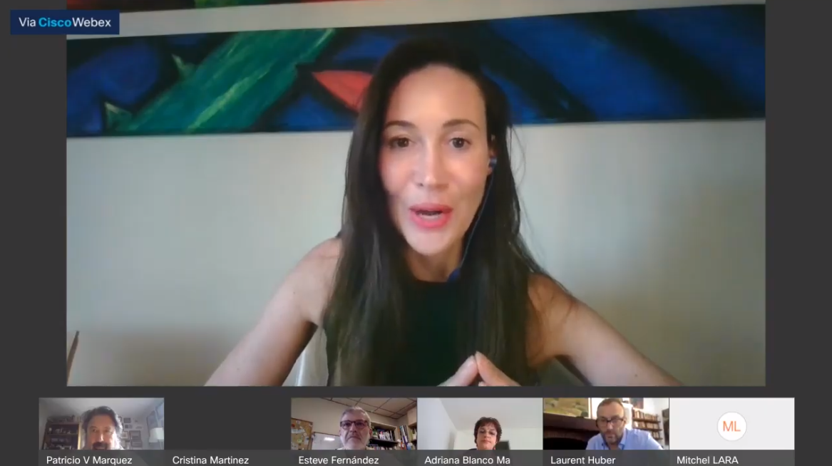 XarxaCHsF's tweet photo. Moment pel debat i les preguntes interessants dels assistents al 3r webinar de la @TobControlUnit @ICOnoticies @idibell_cat #tabaCOVID
Molt bona feina dels moderadors i els ponents, enhorabona! 👏 https://t.co/CEjj86cHoB