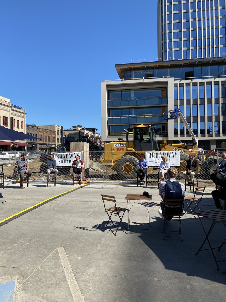 Great to be at the QnA for the new <a href="/FargoBdwySquare/">Fargo Broadway Square</a>. Send in your question for the Panel. Be sure to follow 👆🏼 for updates on construction and ways to get involved