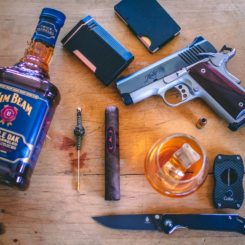 cjcigars1's tweet photo. Thirsty Thursday! CAO Consigliere and Jim Beam Double oak.
.
#cjcigars #caocigars #jimbeam #cigardagger #colibri #edc #cigars #cigaraficionado #cigarporn #cigaraccessories #cigarlife #botl #sotl #cigarlife #cigarculture #cigarlifestyle #cigarsociety #cigarsmoker #cigarsnob #… https://t.co/WBjbobuQtU
