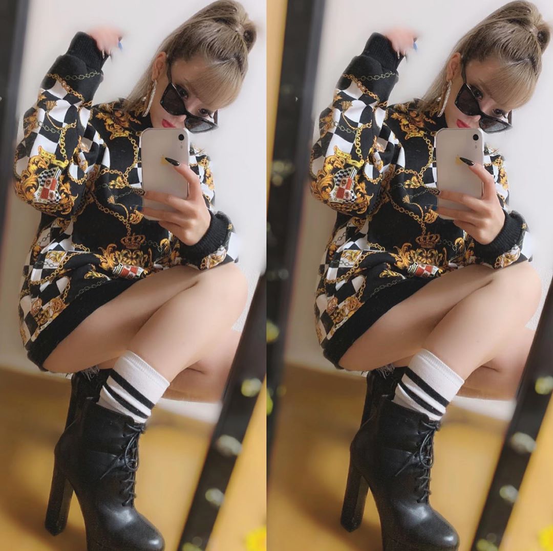 BootsFetish1's tweet photo. 😎 https://t.co/Oygoges4aJ